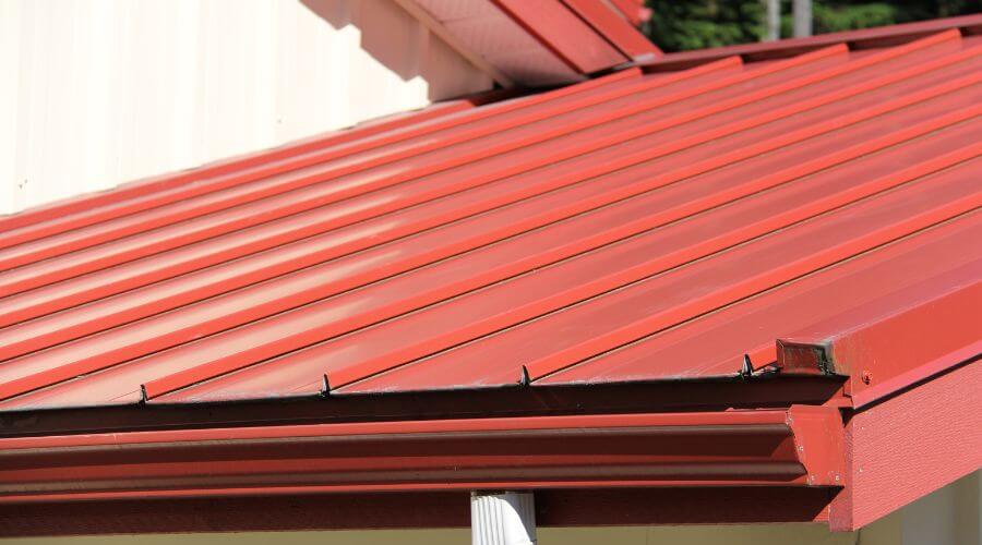 Professional gutter cleaning in Dike, IA